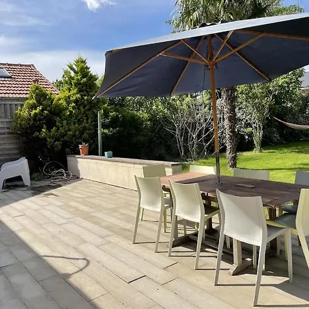 Grande Maison Familiale A Avec Piscine Сasa de vacaciones