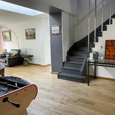 Vakantiehuis Grande Maison Familiale A Avec Piscine