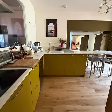 Grande Maison Familiale A Avec Piscine Ferienhaus *