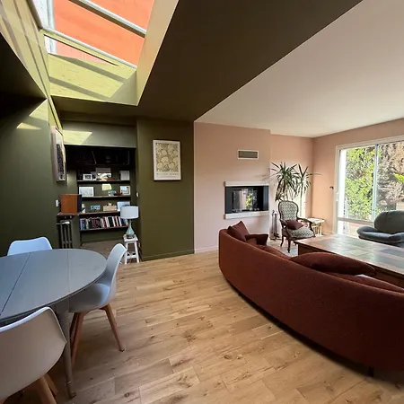 Grande Maison Familiale à Avec Piscine Hébergement de vacances *