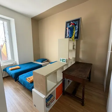 Grande Maison Familiale à Avec Piscine Nantes